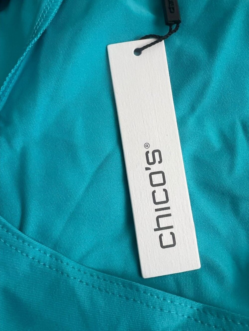 Chico's Microfiber Contemporary Tank Size 4 US XXL Aqua Blue Oceano NWT - Picture 5 of 6
